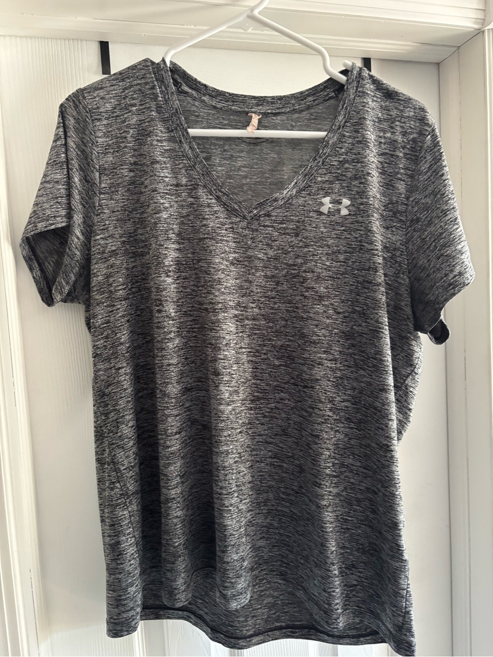 Under Armour Gray Heather V-Neck Short Sleeve Performance Tee